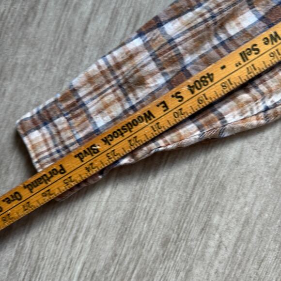Altar'd State Womens Crop Button Up Flannel NWT Nashville Tennessee Plaid Brown - Picture 7 of 9